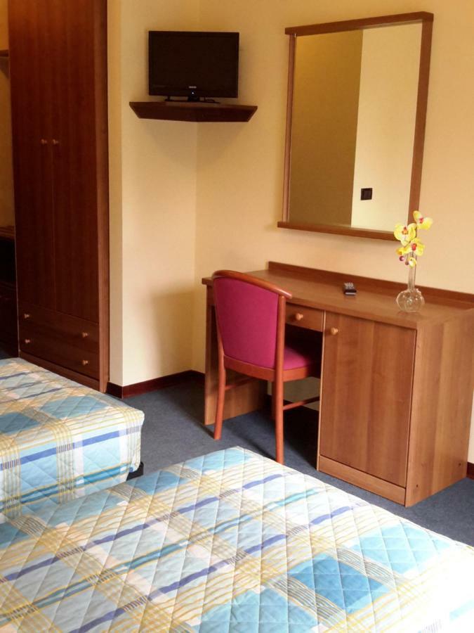 Hotel Sanson Vittorio Veneto Bagian luar foto
