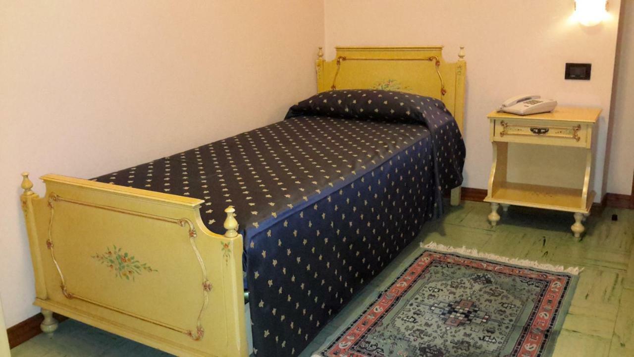 Hotel Sanson Vittorio Veneto Bagian luar foto